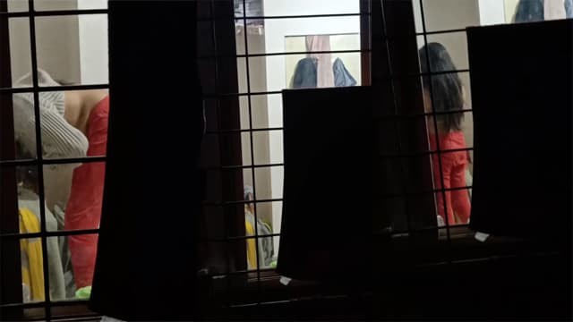Beautiful Neighbor Girl Changing Clothes Arousing